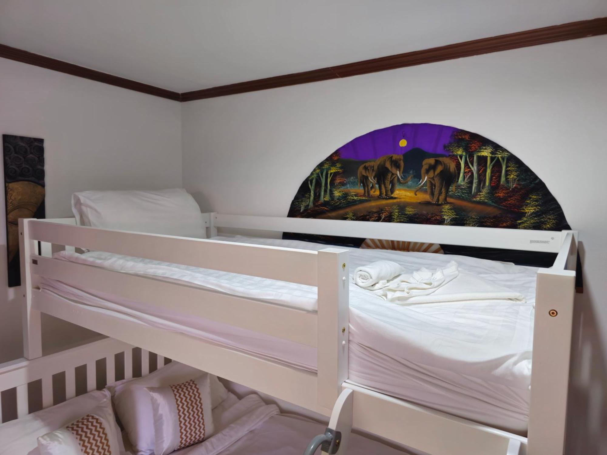 Sai Rougn Apartment Patong Екстер'єр фото