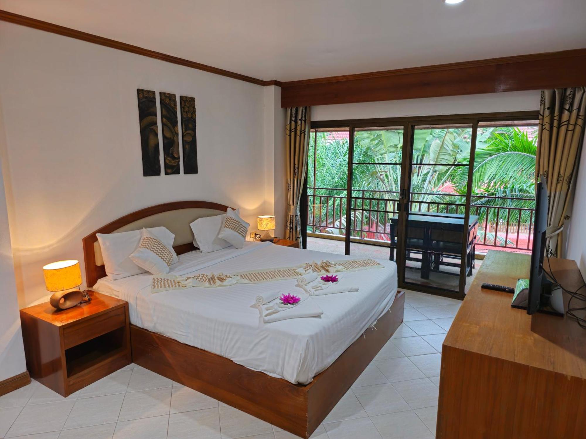 Sai Rougn Apartment Patong Екстер'єр фото