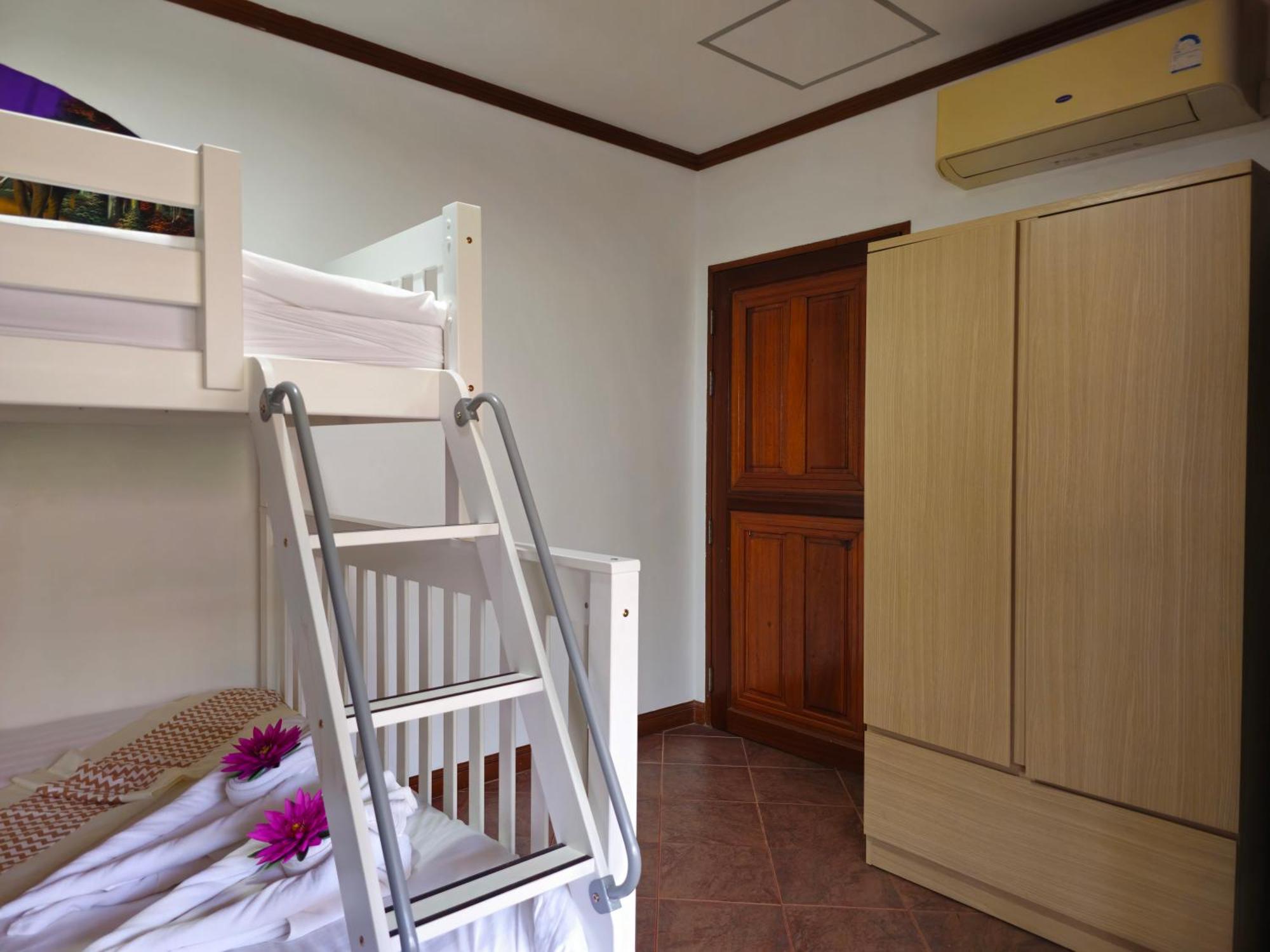 Sai Rougn Apartment Patong Екстер'єр фото